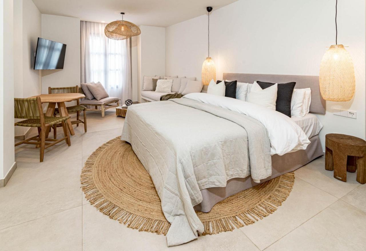 Seaclub Suites Estepona By Roomservices 외부 사진